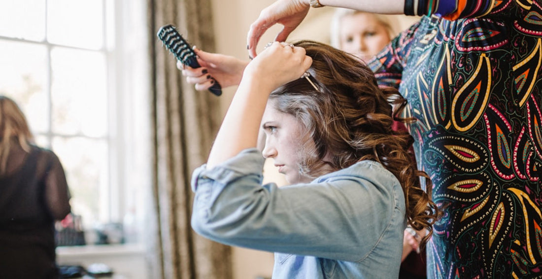 How to tame frizzy hair